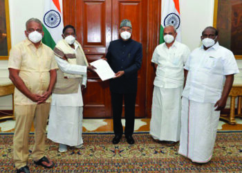 Narayanasamy shifts battlefield to Delhi: urges Prez to recall Bedi