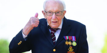 Corona claims centurion & charity hero cricketer Sir Tom Moore