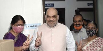 Civic polls: Home Minister Amit Shah casts vote in Ahmedabad