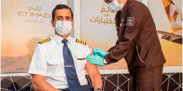 Etihad Airways becomes the world’s first airline with 100% of crew on board vaccinated