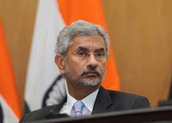 India offers US $100 mn line of credit to Mauritius to facilitate procurement of defence assets