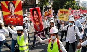 Myanmar’s military leaders extend Suu Kyi’s detention as protests continue