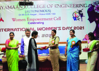 Come out of comfort zone, work hard to conquer the world: IPS officer exhorts women