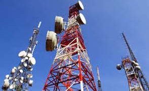 Day 1: Rs 77,146 cr bids for spectrum; Govt says response better than expected