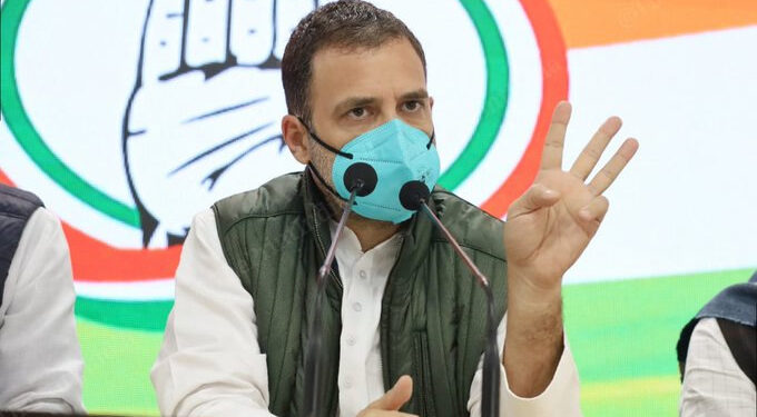 Rahul takes a dig at Govt of  privatising profit & nationalising loss; supports bank strike