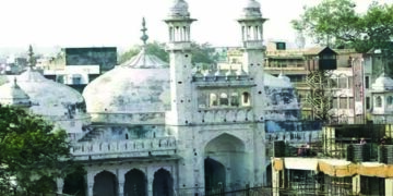 Sunni Waqf Board moves HC against Varanasi court order
