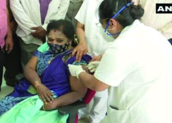 Puducherry Lt Governor Tamilisai Soundarajan receives vaccine at women’s hospital