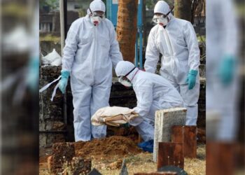 Gujarat clocks record single-day spike of 14,352 COVID-19 cases, 170 deaths