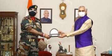 ADG of NCC Directorate Gujarat, Dadra and Nagar Haveli, Daman and Diu calls on Gujarat Governor