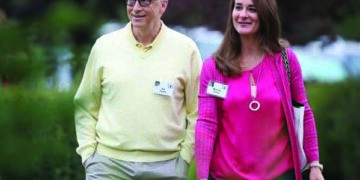 Billionaire philanthropists Bill and Melinda Gates divorcing after 27 years of marriage