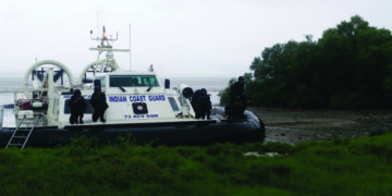 Crew of stranded tug boat rescued by Navy & ICG