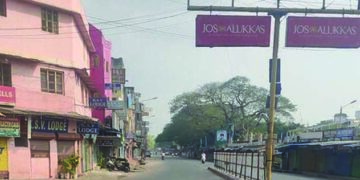 Puducherry: violators of full lockdown will be fined, warns Lt Guv