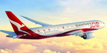First repatriation flight from India arrives in Australia following end of COVID-19 travel ban