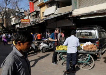 COVID-19 cases go downwards in Gujarat, lowest since March 25: Surat starts colour card plan for super spreaders