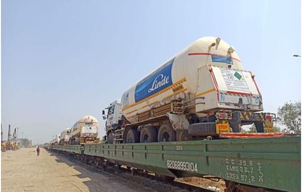 Oxygen Express with 85 MT LMO leaves from Hapa for Gurugram