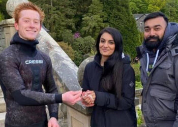 Freediver finds lost engagement ring of NRG couple at the bottom of England’s largest natural lake
