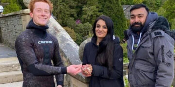 Freediver finds lost engagement ring of NRG couple at the bottom of England’s largest natural lake