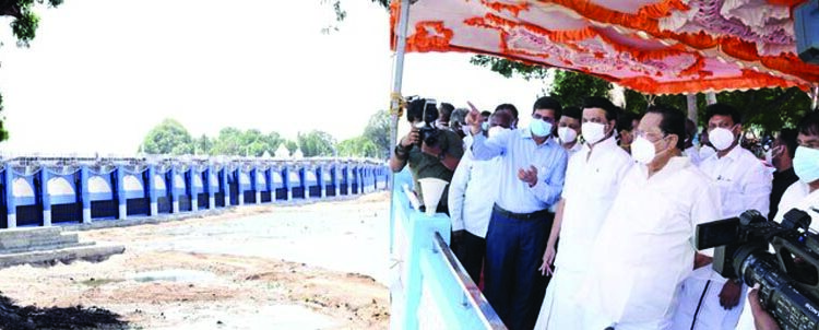 TN CM Stalin inspects renovation works at Grand Anaicut across river Cauvery