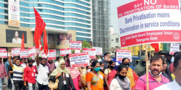 Cabinet secretary-led panel holds crucial meeting on bank privatisation