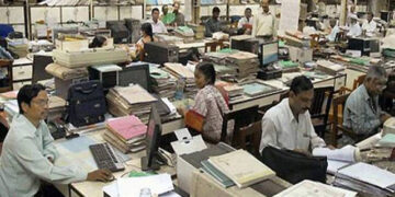 15 days special CL for govt employees whose parents, family members test COVID positive: Centre