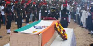 Martyr Naik Rathod Jashavantsinh Jagansinh’s last rites performed with full military honours in Banaskantha