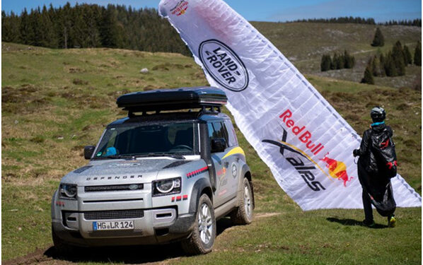 Land Rover Defender supports the world’s toughest adventure race – Red Bull X-Alps 2021