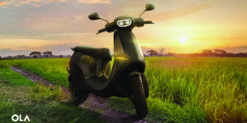 Green energy: Ola Scooter Receives Overwhelming Response; Records 100,000 Bookings In First 24 Hours