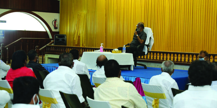 Superstar Rajinikanth disbands ‘Makkal Mandram’ designed for political entry, says no game for politics