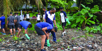 Southern Naval Command conducts Swachh Bharat drive in Kochi