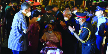Swarnim Vijay Varsh: Purohit pays tributes to 1971 war heroes