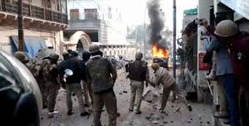 SC asks UP govt not to act on earlier notices to CAA protesters for recovering damages