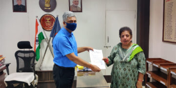Gujarat Regional office of ESIC pays lifetime monthly pension to 25 dependents of workers died due to corona