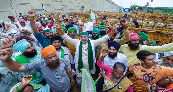 200 farmers start ‘Kisan Sansad’ at Jantar Mantar in Central Delhi