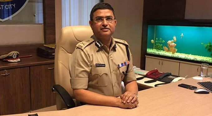 Ahead of superannuation, Gujarat-cadre IPS officer, BSF DG Rakesh Asthana appointed Delhi Police Commissioner