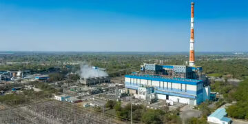 Greens see red over setting up of Vedanta’s zinc plant in Tapi tribal belt, resort to stone-pelting, cops lob teargas shells