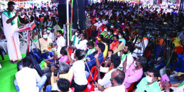 BJP TN unit stages protest, urges Karnataka to drop move to construct Mekedatu dam