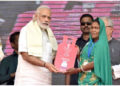 PM Modi launches Ujjwala 2.0 for providing free LPG connections