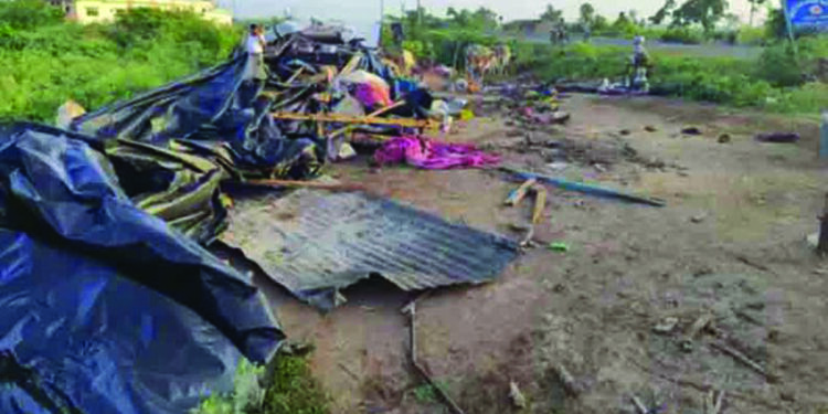 Gujarat: truck mows down 8, two sustained injuries in Amreli