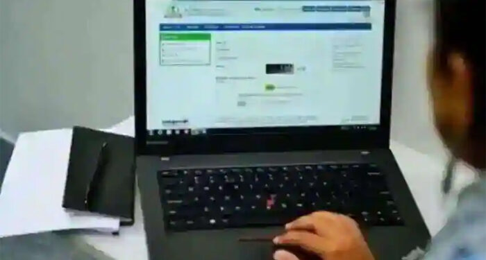 FinMin summons Infy CEO after income tax portal faces fresh glitches; portal live after emergency maintenance