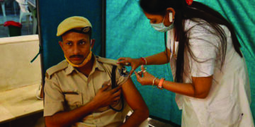 Over eight lakh vaccine jabs given in Gujarat, highest in a day