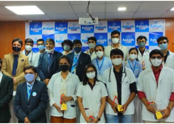 Aakash Educational Services fetes 15 doctor-alumni for their selfless service to society as Corona Warriors