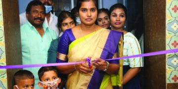 GST Deputy Commissioner Raaja Sheelaa Raajaraajan launches Ponnusamy Hotel Elite at Kilpauk in Chennai