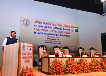 Mass transfer of AIIMS Delhi doctors: Health Ministry refutes media reports quoting Mandaviya