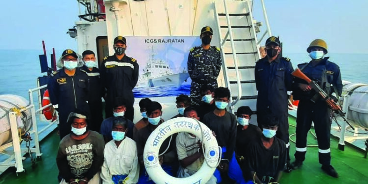 ICG apprehends Pakistani boat with 12 crew members off Gujarat coast