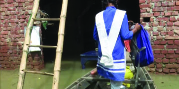 On Teachers’ Day, Rahul Gandhi lauds courage of girl going to school on boat; Priyanka thanks teachers