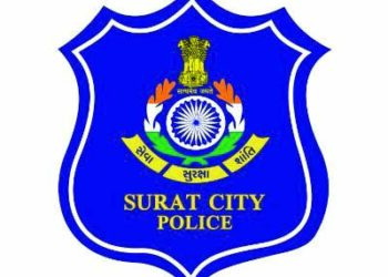 Surat police nab 4 drug peddlers; seize mephedrone, opium worth over Rs 20 lakh