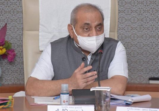 Ahead of Ganesh Chaturthi,  Gujarat govt hikes DA for staff, pensioners to 28 pc