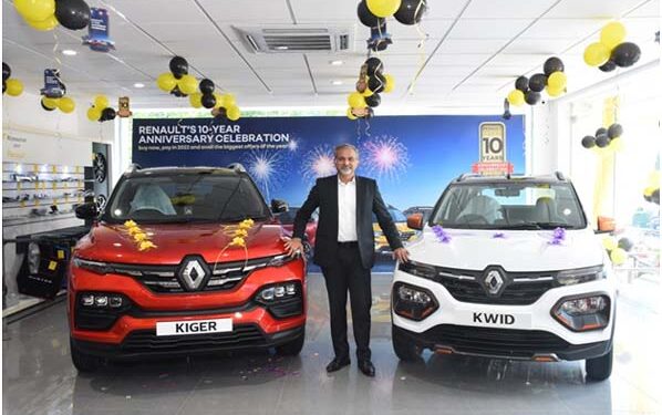 Renault unveils all-new Kiger RXT(O) & KWID MY21 as part of 10th anniversary celebrations in India