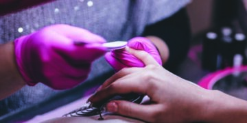 Better wages, flexible time woo female workers to be on digital work platforms in beauty sector