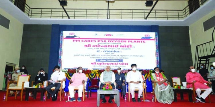 PM virtually dedicates PSA Oxygen Plants at Bharuch Civil Hospital and 17 other hospitals in Gujarat